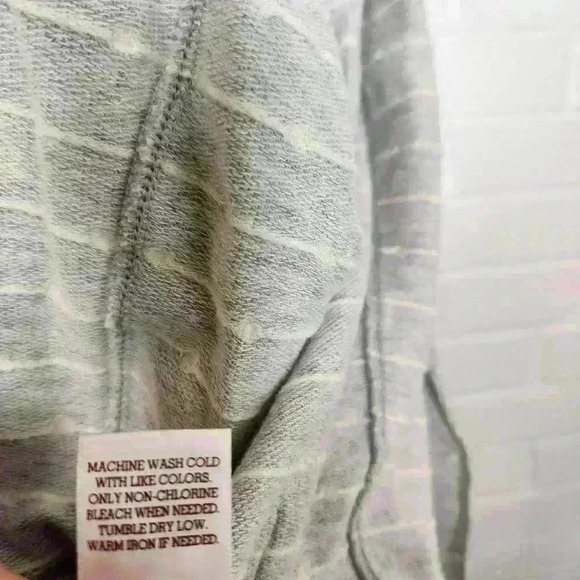 SO girls gray and white polka dot long sleeve blazer size XL - Picture 9 of 9